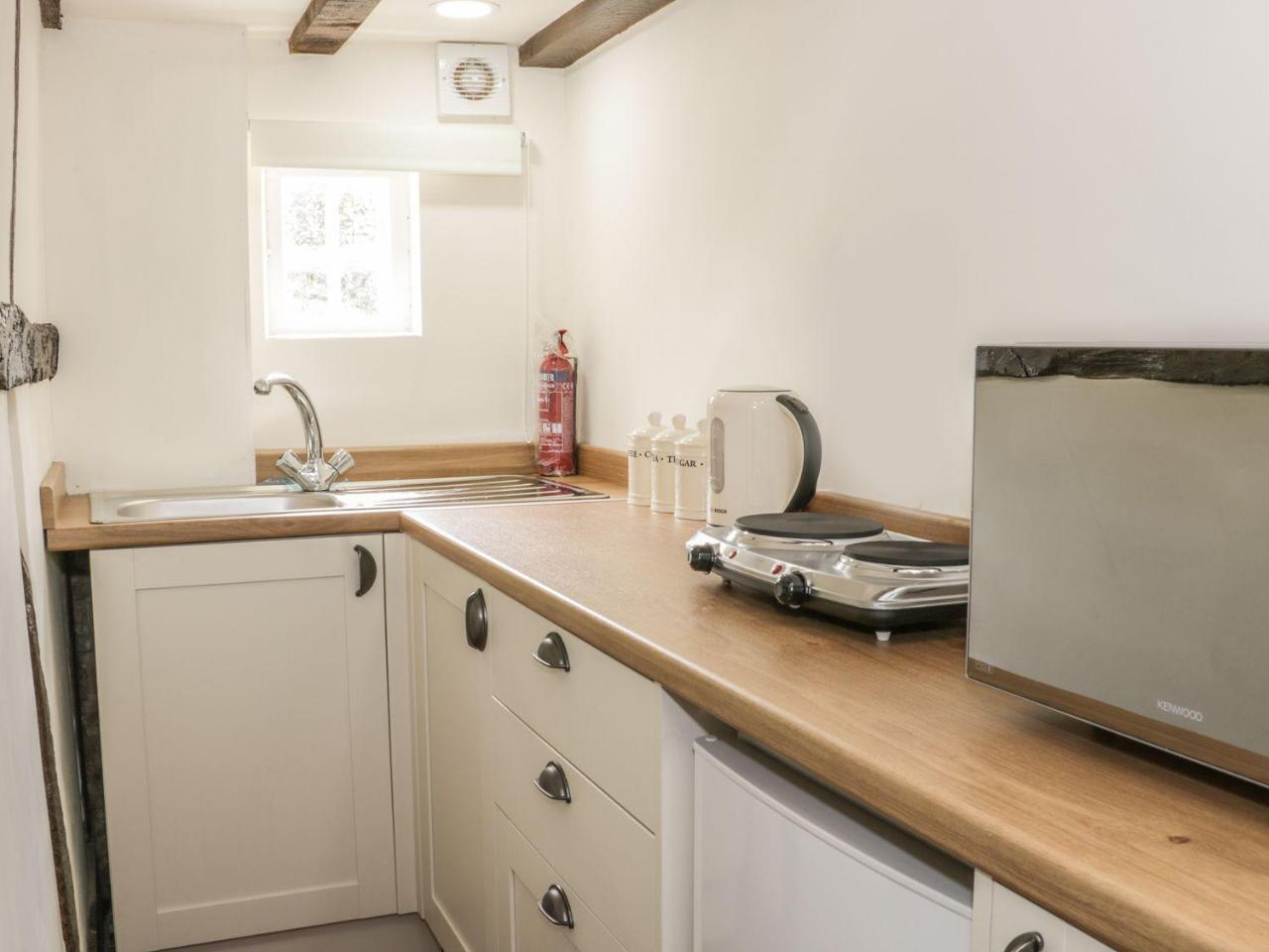 Little Pound House Villa Mamble Екстериор снимка